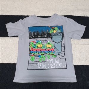2 Teenage Mutant Ninja Turtles T-shirt